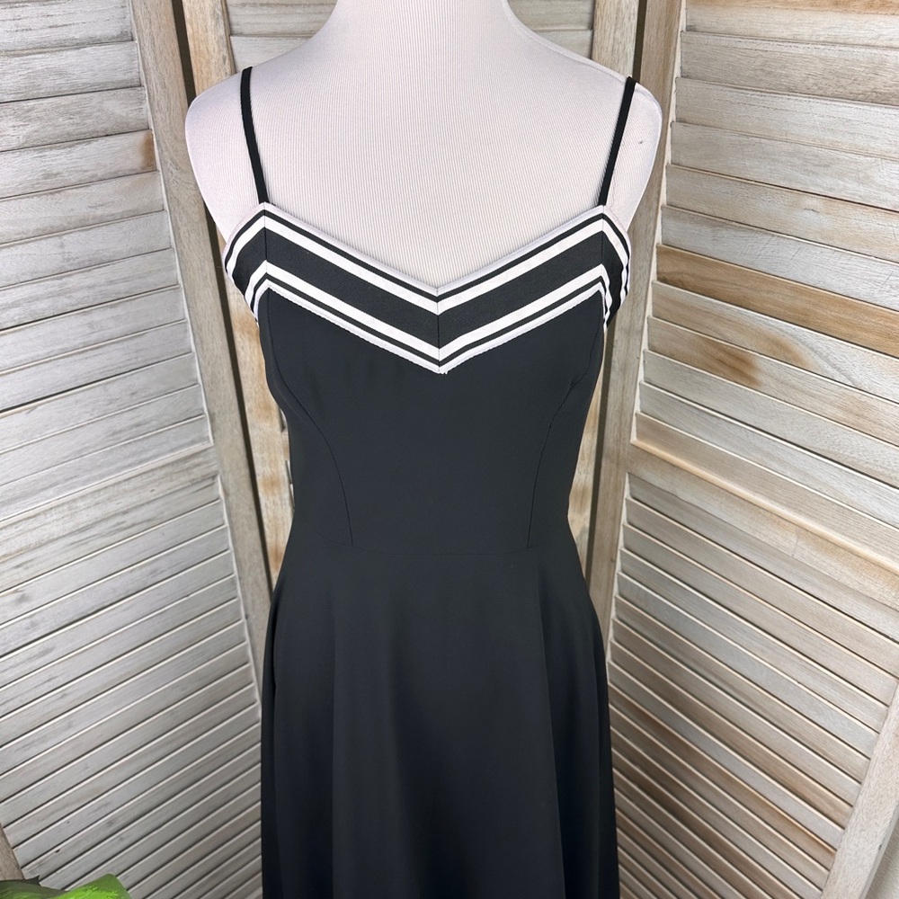 NWT Ted Baker London Kahmen Strappy Black & White Midi Dress Size 2 - Picture 2 of 9
